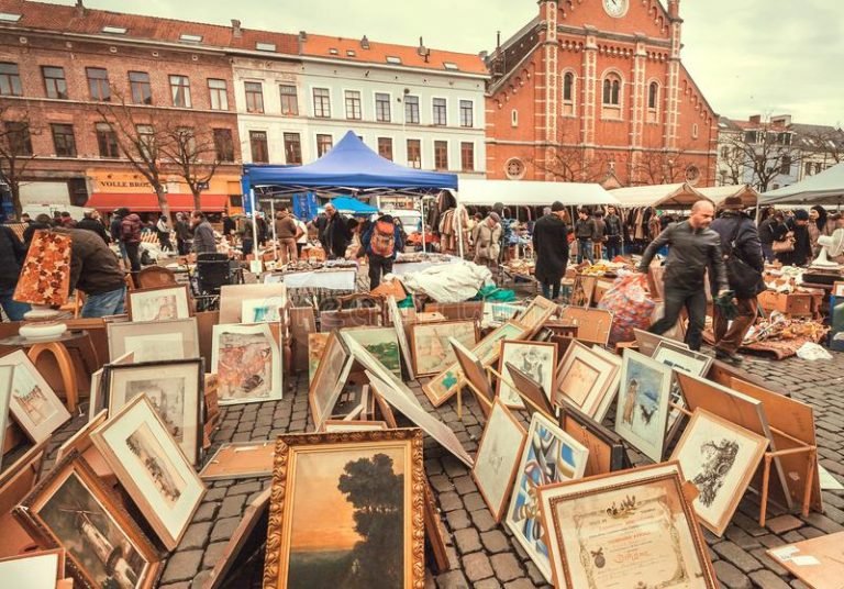 Why is Oil Painting So Popular?