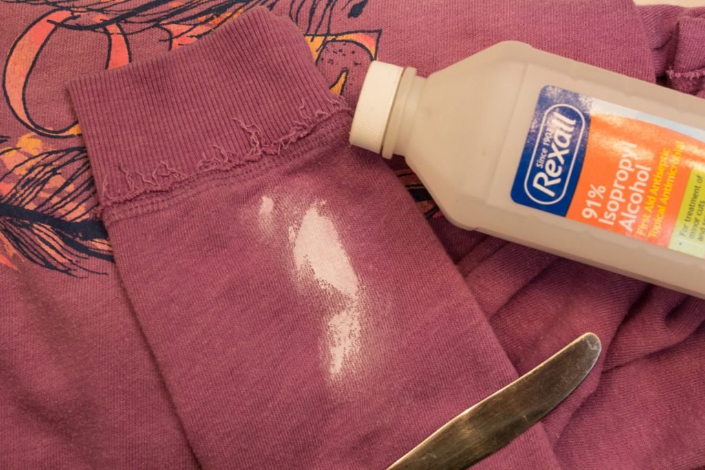 How to Get Oil Paint Off Clothes?